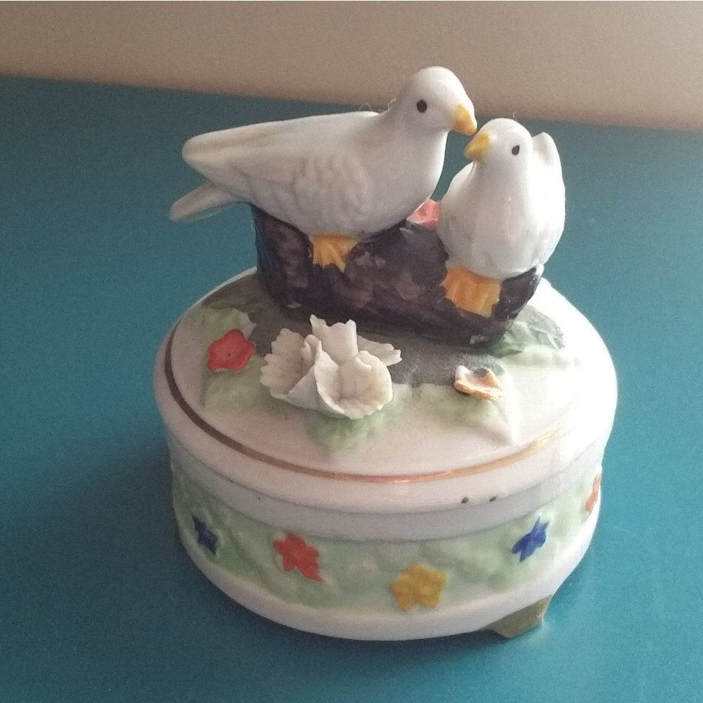 Dove trinket bird flower dish compartment box